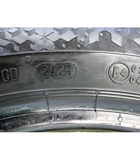 215/55 R17 Continental WinterContact TS870P téli gumi 6,5-7mm - Mobil Gumis 5