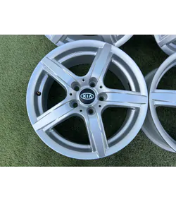 5x114.3 16" Kia (RCD) alufelni 6,5Jx16h2 ET31,5 - Mobil Gumis 3