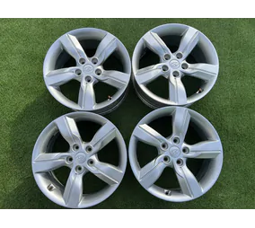 5x114.3 17" Hyundai gyári alufelni 7Jx17h2 ET47 alapértelmezett kép