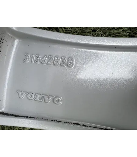 5x108 17" Volvo gyári alufelni 8Jx18h2 ET42 - Mobil Gumis 8