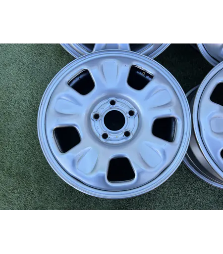 5x114.3 16" Dacia Duster gyári lemezfelni 6,5Jx16h2 ET50 - Mobil Gumis 2