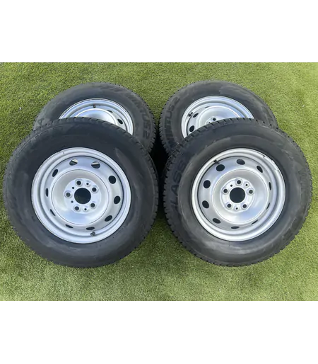 5x118 15" Fiat,Citroen,Peugeot gyári lemezfelni 215/70 R15C téli gumikkal 1