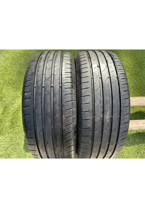 215/60 R16 Toyo Tires Proxes Comfort nyári gumi 6mm - Mobil Gumis