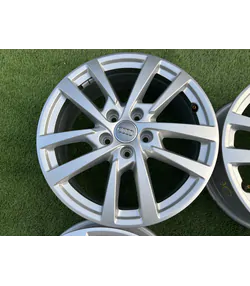 5x112 17" Audi A3 gyári alufelni 6Jx17h2 ET48 5