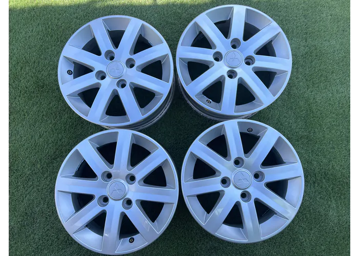 4x114.3 15" Mitsubishi gyári alufelni 6Jx15h2 ET46 alapértelmezett kép