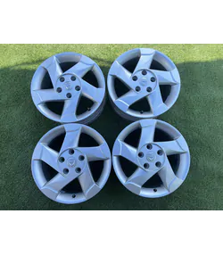 5x114.3 16" Dacia Duster gyári alufelni 6,5Jx16h2 ET50 1