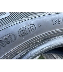 185/60 R15 Uniroyal Rain Expert 3 nyári gumi 6mm - Mobil Gumis 5