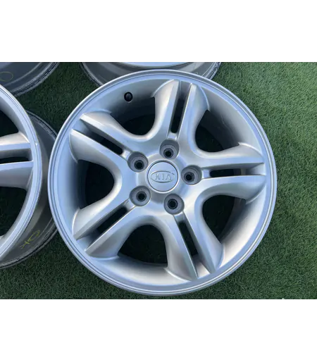 5x114.3 16" Hyundai gyári alufelni 6,5Jx16h2 ET41 3