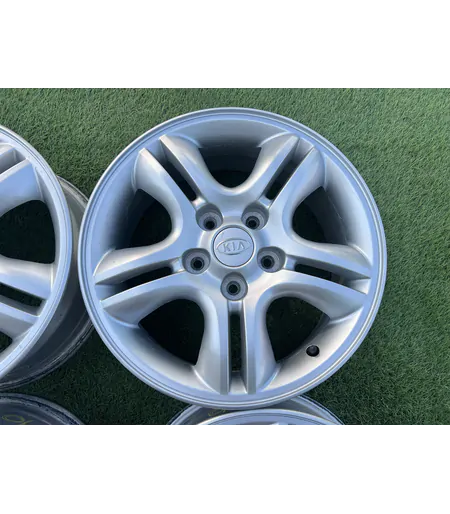 5x114.3 16" Hyundai gyári alufelni 6,5Jx16h2 ET41 4