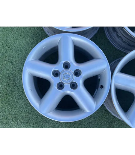 5x114.3 16" Nissan gyári alufelni 6,5Jx16h2 ET40 2