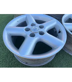5x114.3 16" Nissan gyári alufelni 6,5Jx16h2 ET40 6