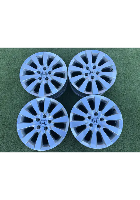 5x114.3 17" Honda gyári alufelni 7Jx17h2 ET50