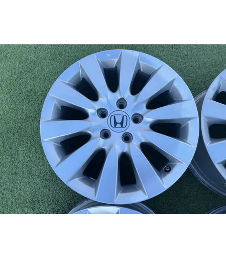 5x114.3 17" Honda gyári alufelni 7Jx17h2 ET50 4