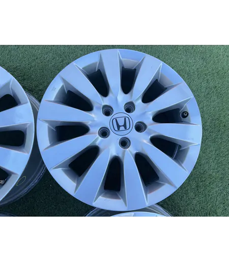 5x114.3 17" Honda gyári alufelni 7Jx17h2 ET50 5