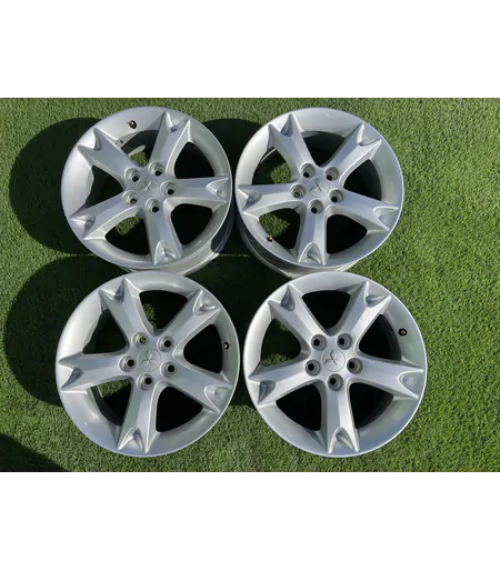 5x114.3 17" Mitsubishi gyári alufelni 7Jx17h2 ET46 - Mobil Gumis