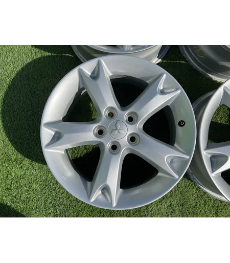 5x114.3 17" Mitsubishi gyári alufelni 7Jx17h2 ET46 - Mobil Gumis 2