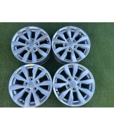 5x114.3 16" Kia gyári alufelni 6,5Jx16h2 ET41 1