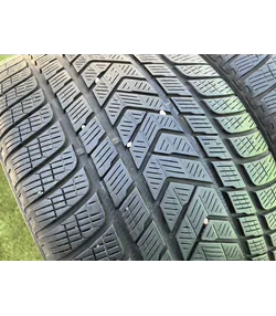 305/40 R20 Pirelli Scorpion téli gumi 5mm - Mobil Gumis 2