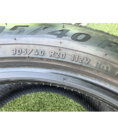 305/40 R20 Pirelli Scorpion téli gumi 5mm - Mobil Gumis 5