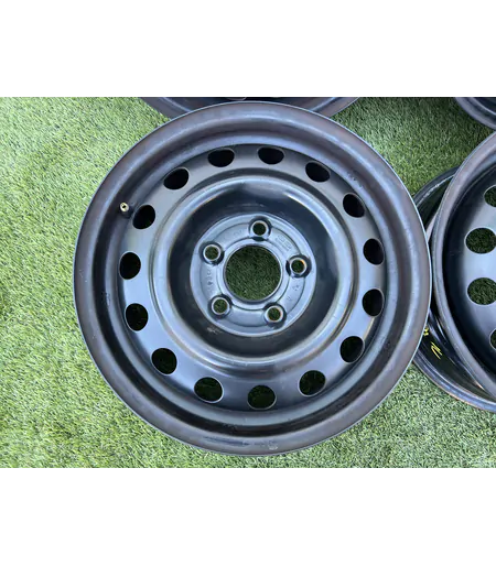 5x114.3 15" Hyundai,Kia gyári lemezfelni 5,5Jx15h2 ET47 - Mobil Gumis 2