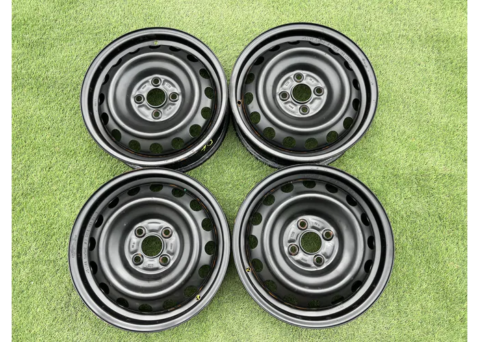 4x100 15" Toyota gyári lemezfelni 5Jx15h2 ET39 alapértelmezett kép