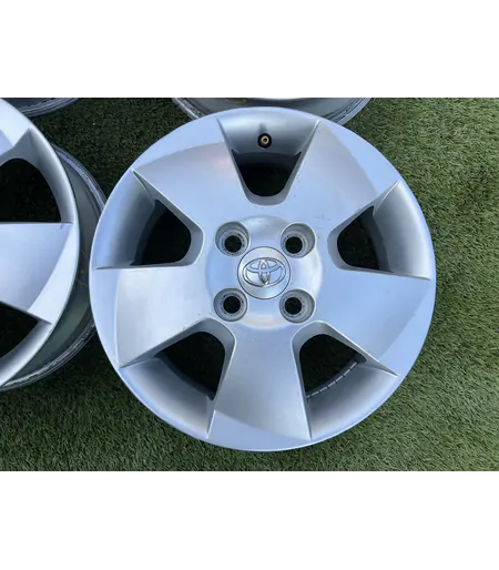 4x100 14" Toyota gyári alufelni 4,5Jx14h2 ET39 3