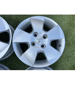 4x100 14" Toyota gyári alufelni 4,5Jx14h2 ET39 4