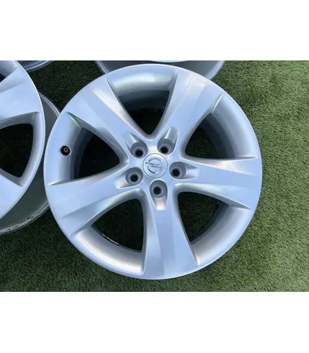 5x105 17" Opel gyári alufelni 7Jx17h2 ET42 3