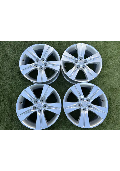 5x114.3 17" Kia gyári alufelni 6,5Jx17h2 ET35