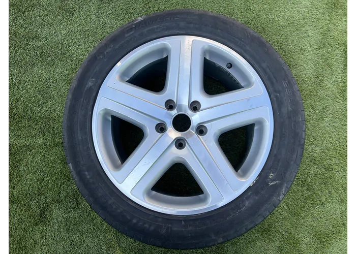 5x130 19" Fondmetal Volkswagen Touareg PÓTKERÉK alufelni 255/50 R19 nyári gumikkal alapértelmezett kép