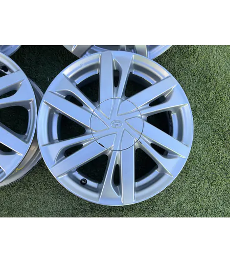 4x100 14" Toyota gyári alufelni 4,5Jx14h2 ET35 - Mobil Gumis 4