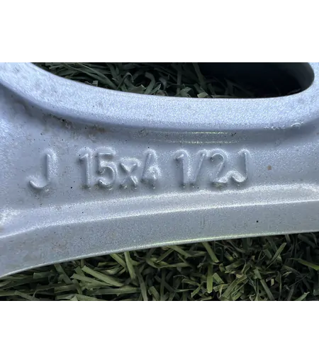 4x100 15" Toyota gyári alufelni 4,5Jx15h2 ET35 - Mobil Gumis 7
