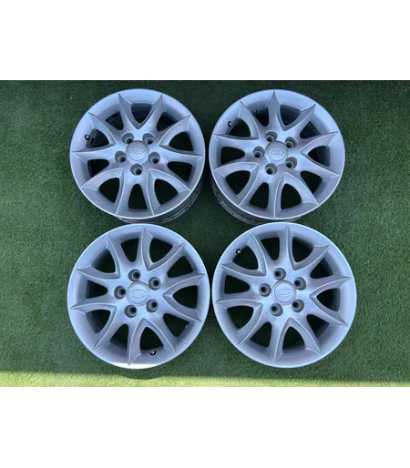 5x114.3 16" Kia gyári alufelni 6Jx16h2 ET51 1