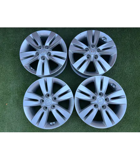 5x114.3 16" Hyundai gyári alufelni + TPMS szenzor 6Jx16h2 ET51 1