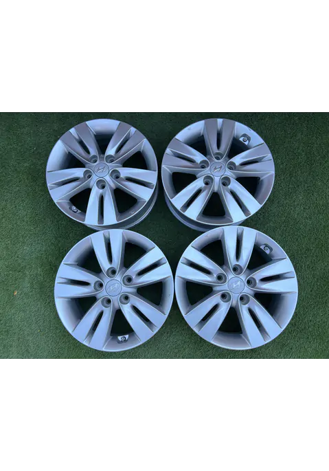 5x114.3 16" Hyundai gyári alufelni + TPMS szenzor 6Jx16h2 ET51