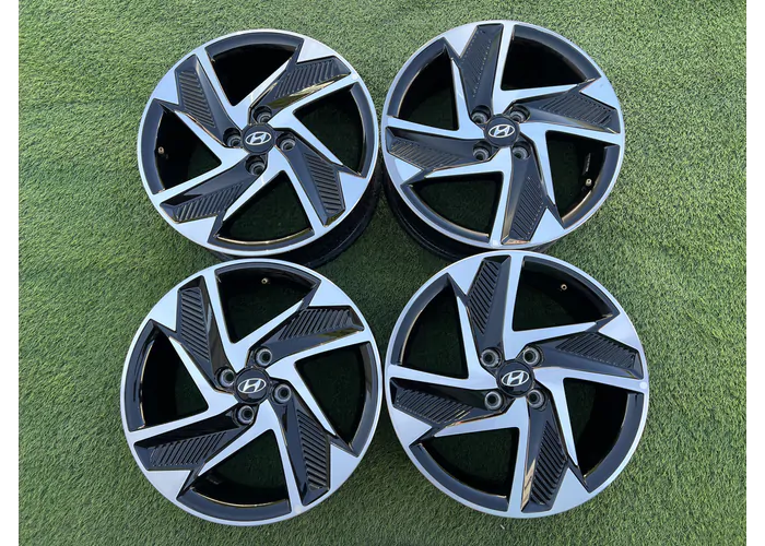 4x100 16" Hyundai gyári alufelni 6,5Jx16h2 ET48 alapértelmezett kép