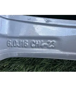 4x108 16" Peugeot gyári alufelni 6Jx16h2 ET23 7