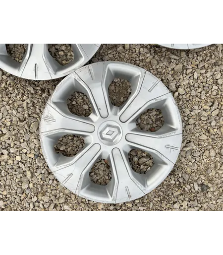 Renault gyári 15" dísztárcsa 4