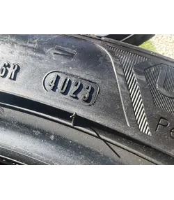 255/40 R21 Goodyear UltraGrip Performance+ téli gumi 6,5mm - Mobil Gumis 5