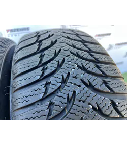195/60 R15 Kumho WinterCraft WP51 téli gumi 7mm - Mobil Gumis 3