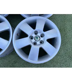 5x100 15" Skoda gyári alufelni 6Jx15h2 ET43 - Mobil Gumis 4