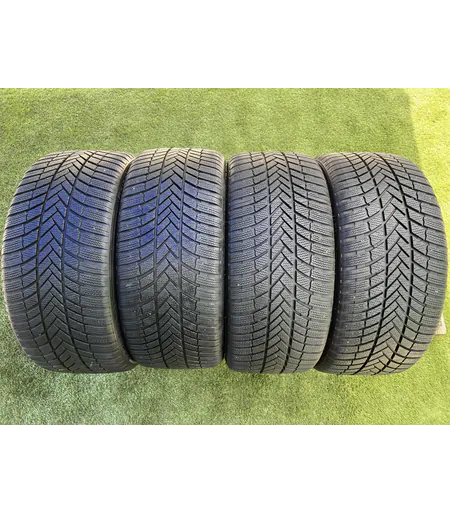 245/40 R19 Bridgestone Blizzak LM005 téli gumi 6,5mm