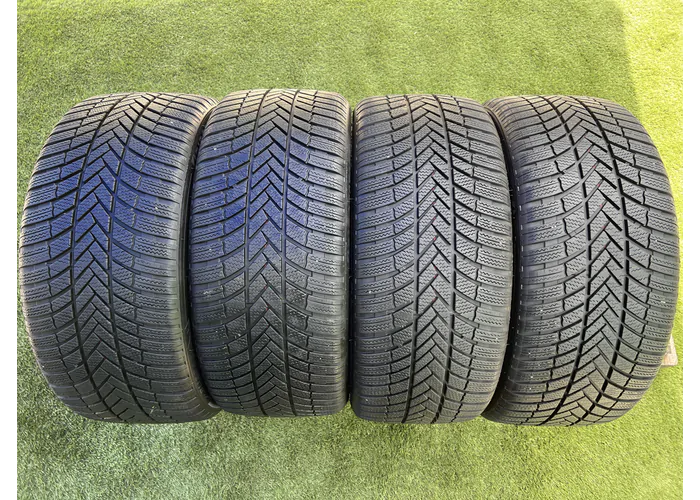 245/40 R19 Bridgestone Blizzak LM005 téli gumi 6,5mm alapértelmezett kép