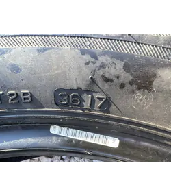 215/65 R17 Bridgestone Blizzak LM001 téli gumi 6mm - Mobil Gumis 6