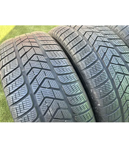 235/65 R18 Pirelli Scorpion téli gumi 5mm - Mobil Gumis 2