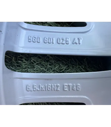 5x112 16" Volkswagen gyári alufelni 6,5Jx16h2 ET46 - Mobil Gumis 7