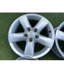 5x114.3 16" Nissan gyári alufelni 6,5Jx16h2 ET40 5
