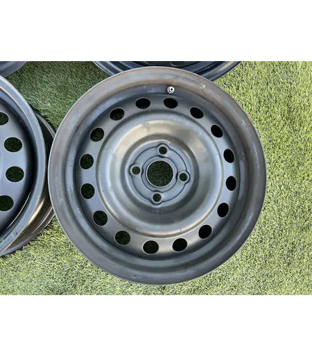 4x100 15" Kia gyári lemezfelni 5,5Jx15h2 ET36 - Mobil Gumis 3
