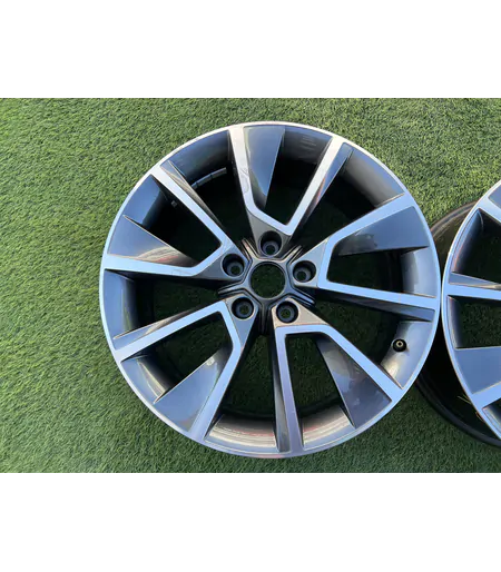 5x112 18" Skoda gyári alufelni 2DB 7Jx18h2 ET45 57 A.601 025.D 8Z8 - Mobil Gumis 3