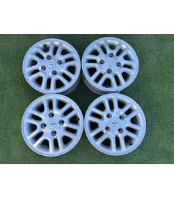 4x114.3 14" Nissan gyári alufelni 5,5Jx14h2 ET45 1